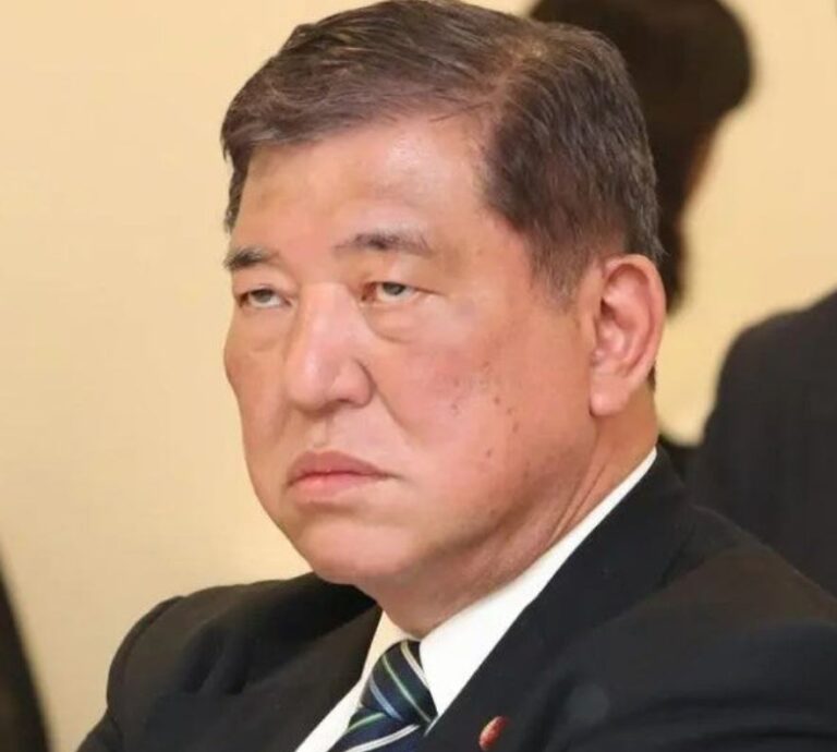 【画像】石破茂が人相悪いと言われる理由!三白眼で目が怖いとの声多数